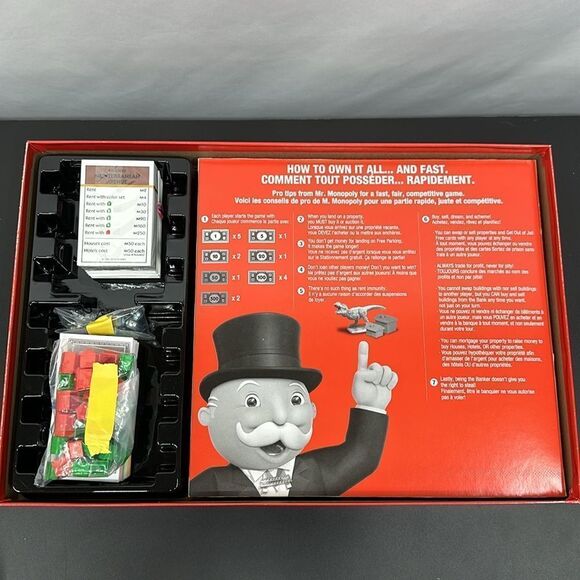 Monopoly game with T-Rex token - Picture 2 of 4